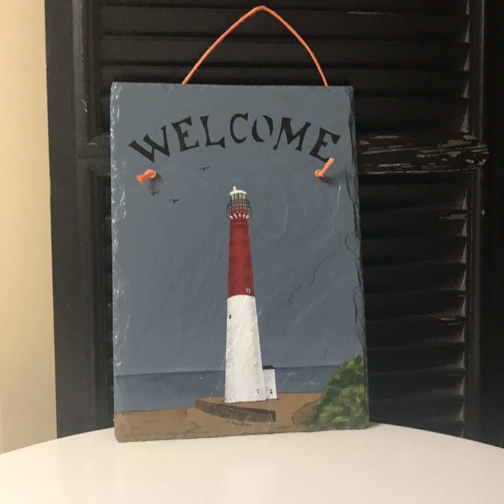Light house slate Welcome‎ sign